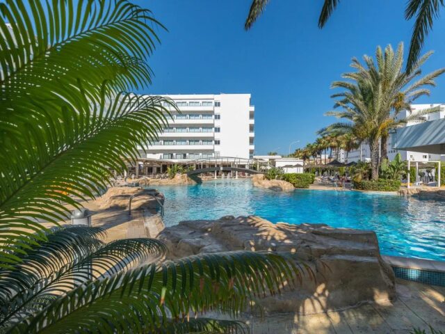 Tasia Maris Beach and Spa photo 2