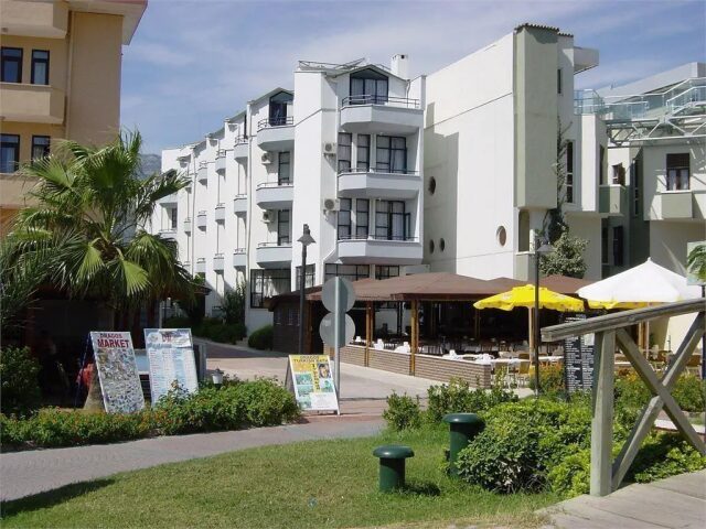 Miranda Moral Beach photo 0