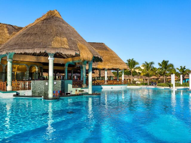 Grand Palladium Riviera photo 3