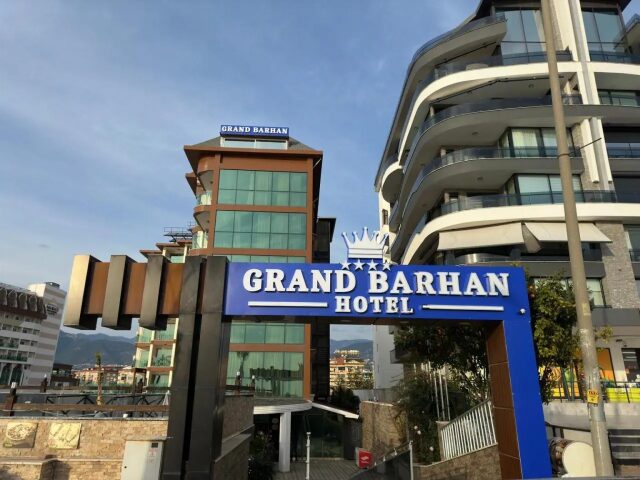 Grand Barhan photo 2