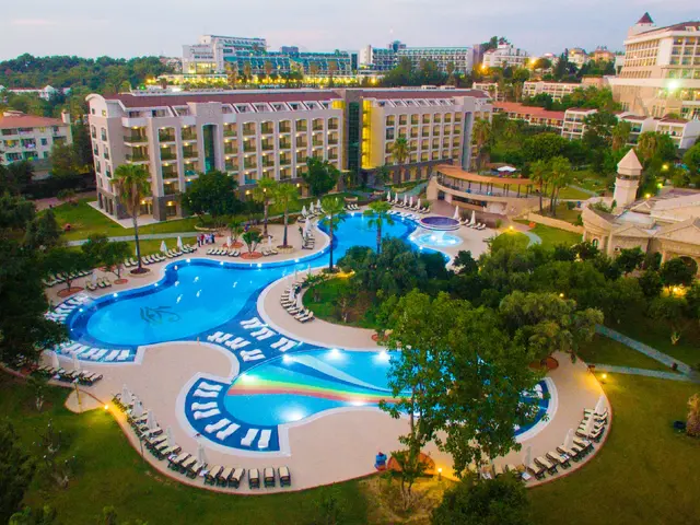 Horus Paradise Luxury Resort photo 2