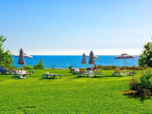 Side Star Resort photo 3