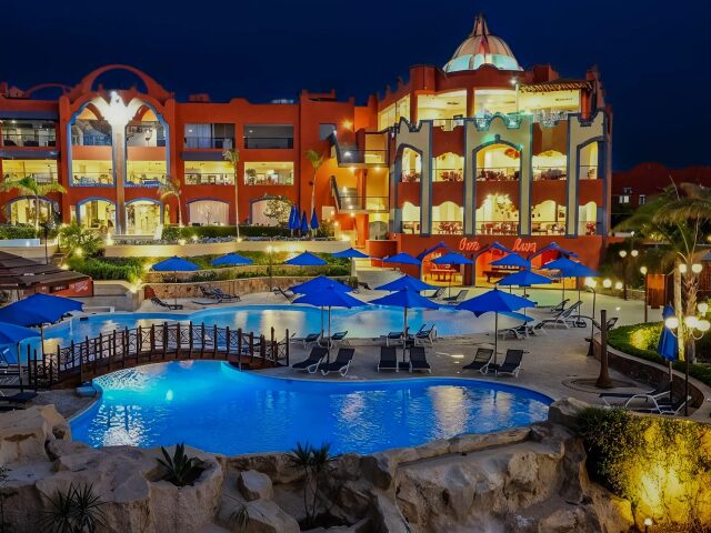 Cardina Resort by Sunrise photo 0