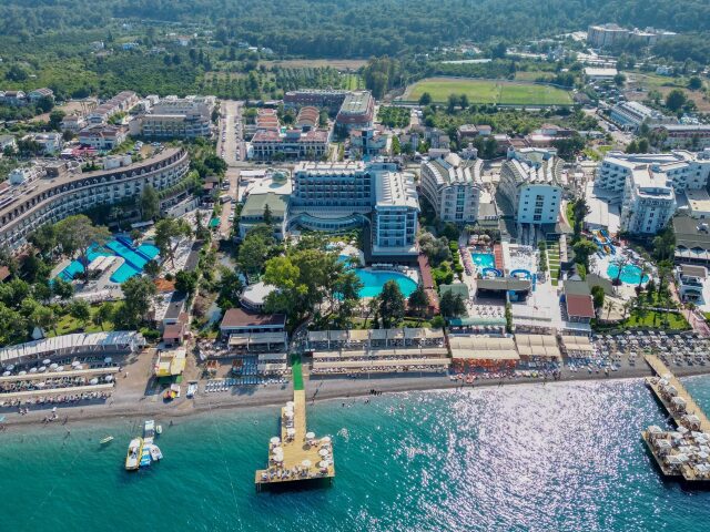 Armas Beach
