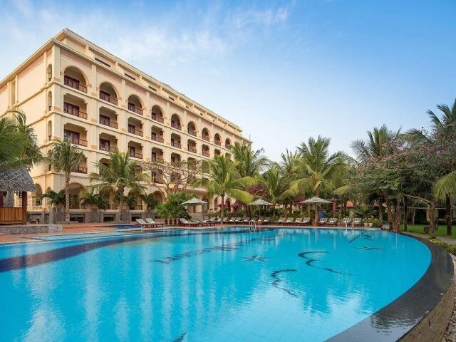 Sunny Beach Resort