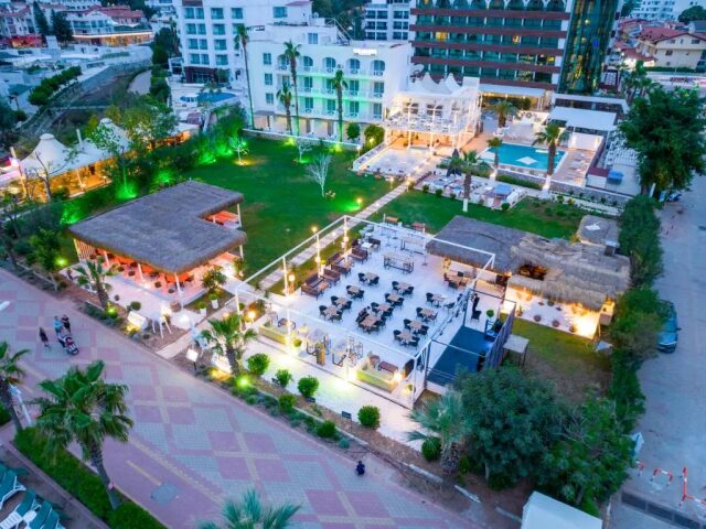 Casa & Blanca Beach photo 0