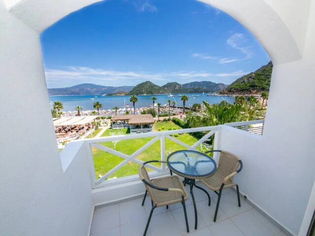 Casa & Blanca Beach photo 3