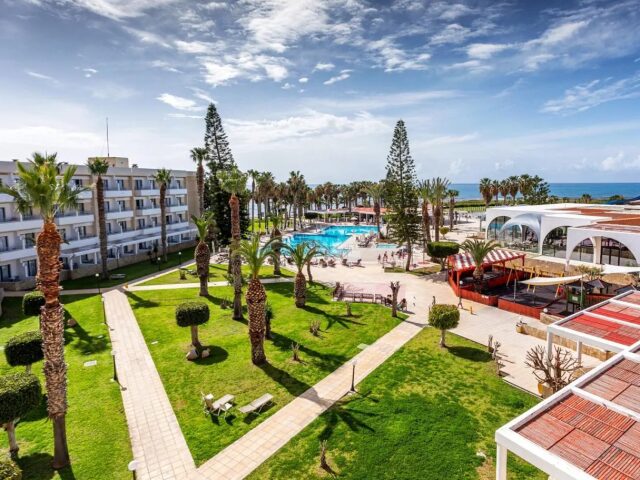 Louis Phaethon Beach photo 0