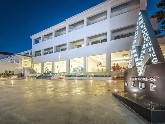 Azure Resort & Spa photo 2