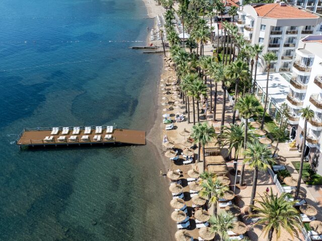 Ideal Prime Beach photo 1