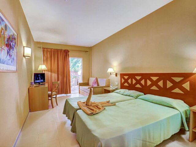 SBH Nautilus Beach photo 2