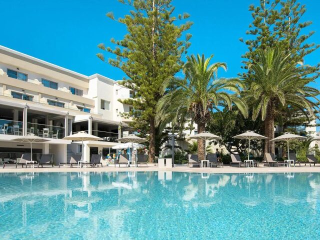 Vantaris Beach Luxury