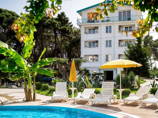 Garden Palace photo 1
