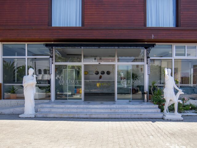 RISUS BEACH RESORT HOTEL photo 1