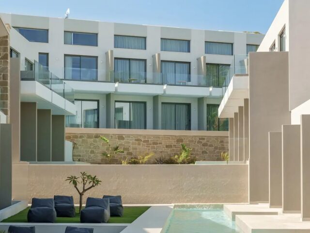 Phos photo 3