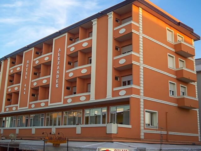 Alexander Resort