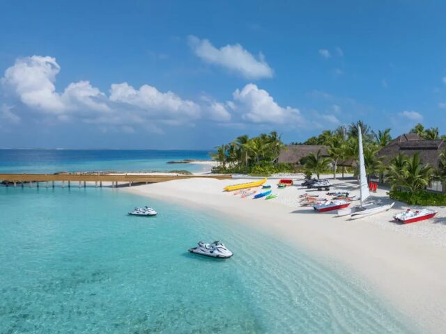 JW Marriott Kaafu Atoll Island photo 1