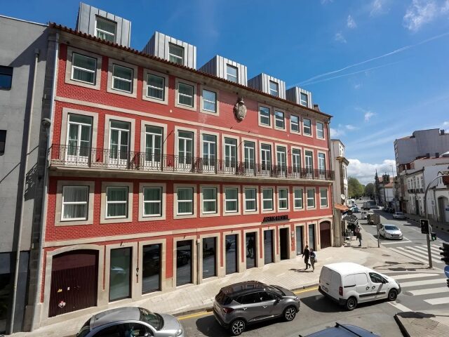 Arts Hotel Porto, Tapestry Collection by Hilton