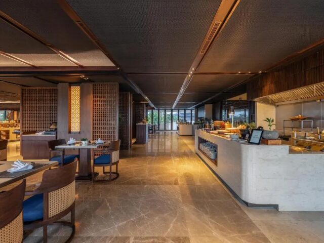 Bali Beach Hotel photo 2