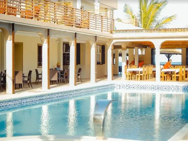Blackstone Beach Resort photo 1