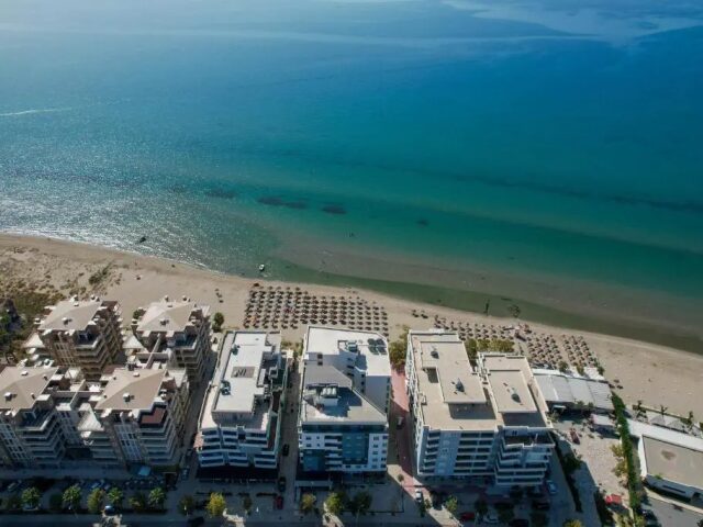 Sea & Sand Hotel