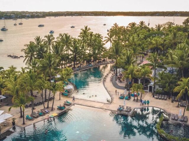 Mauricia Beachcomber Resort & Spa