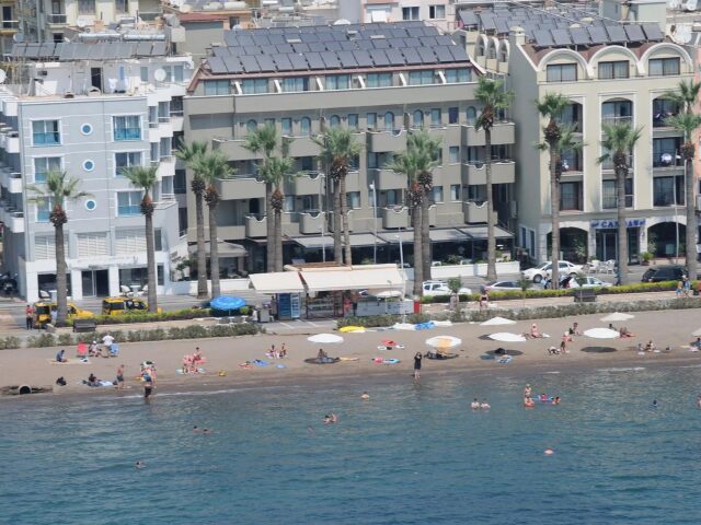 Candan City Beach Hotel