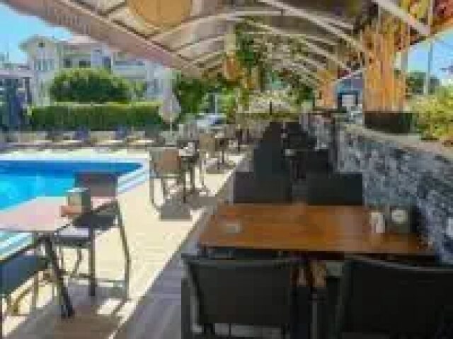 Moni Hotel photo 3