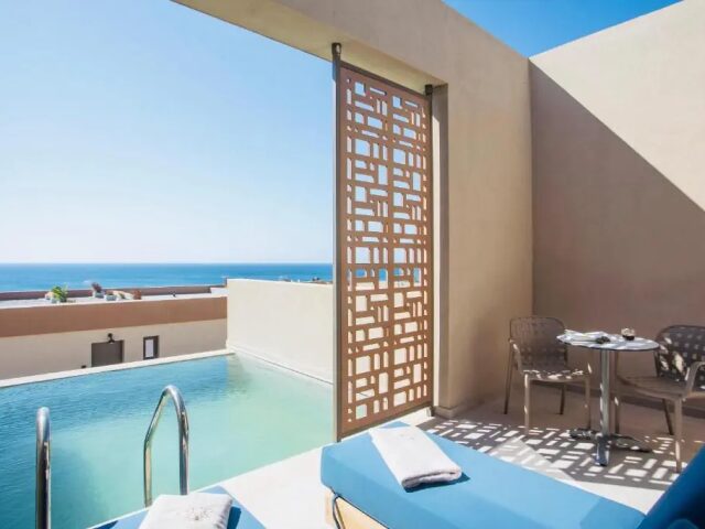 Este Elegant Suites & Villas photo 0