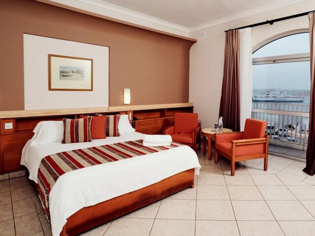 Paradise Bay Resort photo 1