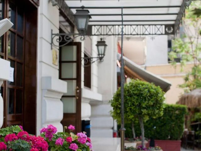 Hera Hotel