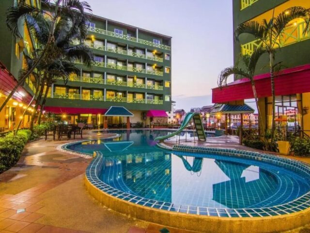 Phuphaya Resort photo 1