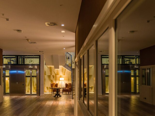 Sirena Apartments photo 2