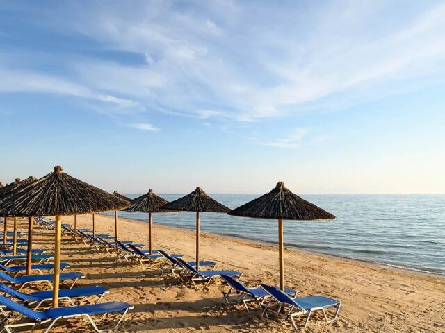 Portes Beach photo 1