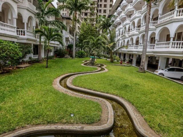 CityBlue Creekside Hotel & Suites photo 2