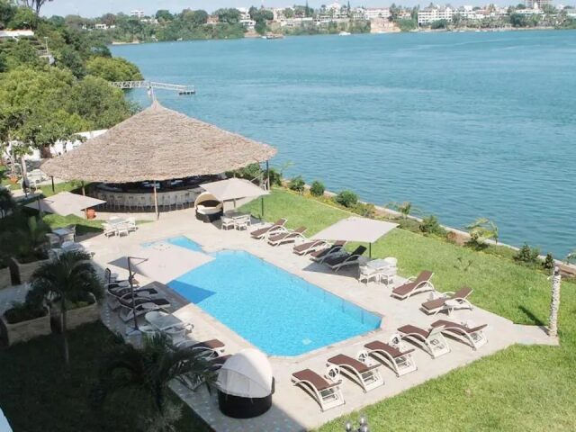 CityBlue Creekside Hotel & Suites photo 0
