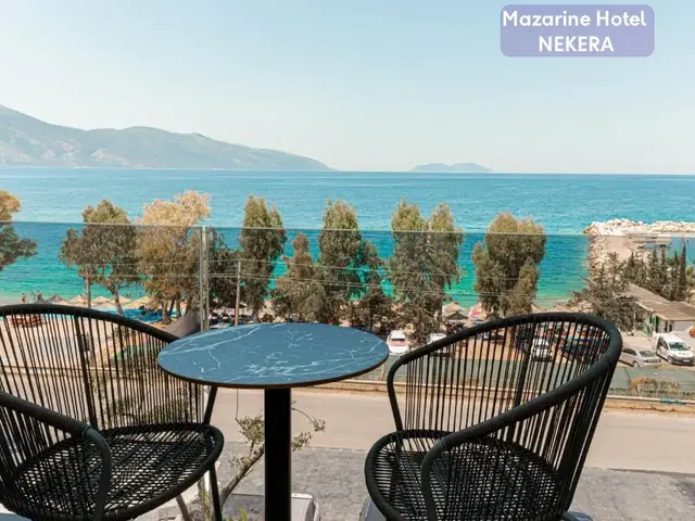 Mazarine photo 2