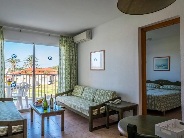 Pierre & Vacances Menorca Cala Blanes photo 2