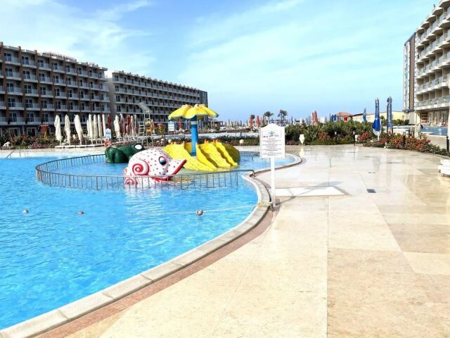 Rewaya Luxury Resort photo 2