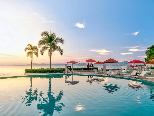 Hilton Riviera photo 1