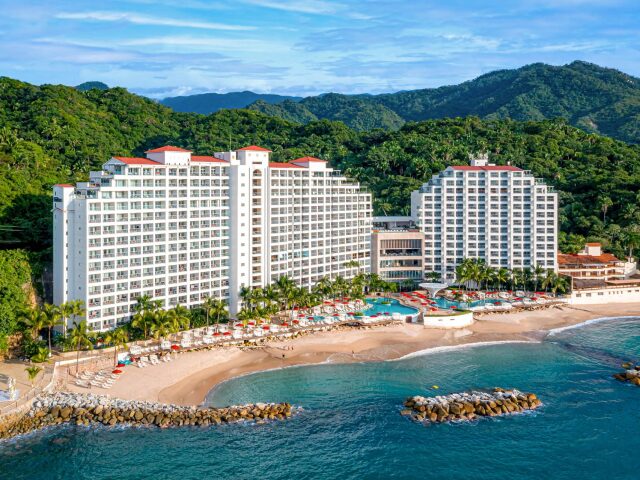 Hilton Riviera photo 0