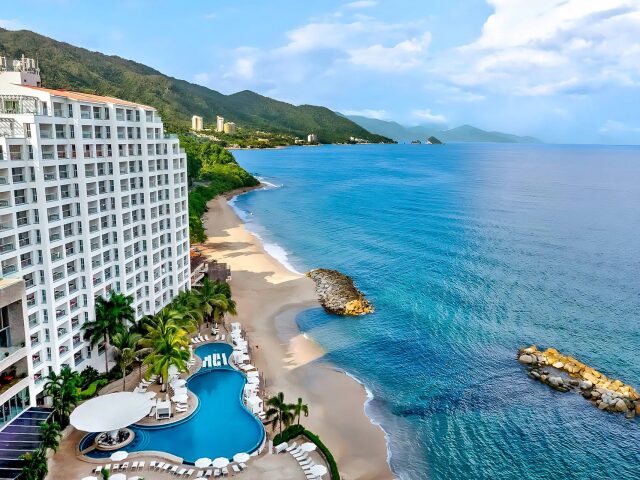Hilton Riviera photo 3