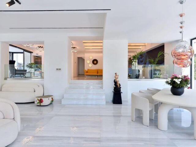 The Athenaeum Luxury photo 2