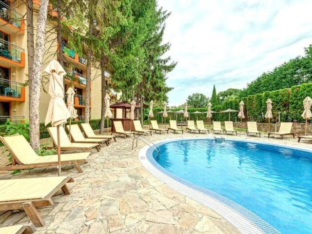 Hotel Sunrise Golden Sands photo 2