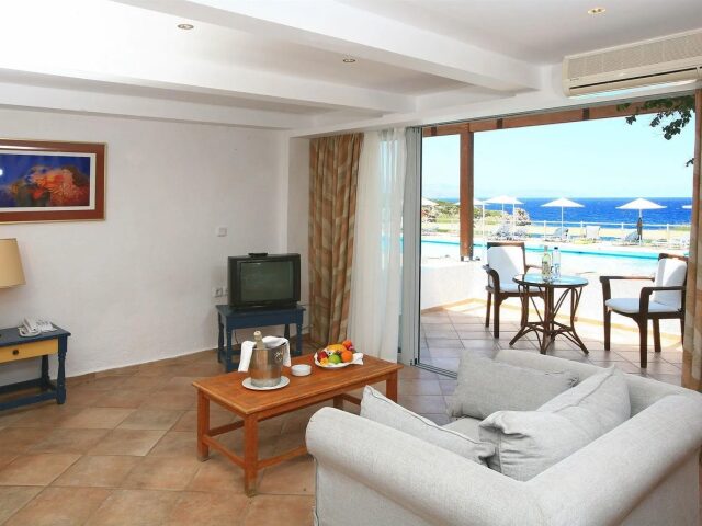Istron Bay photo 1
