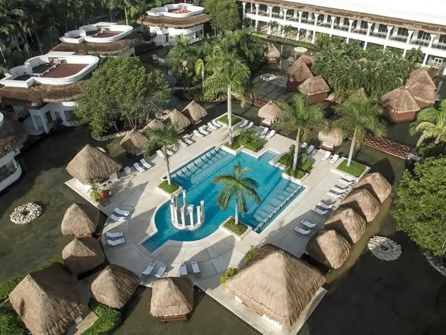 Grand Riviera Princess photo 0