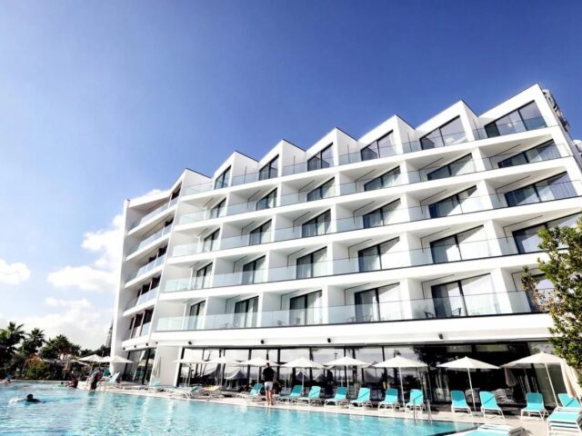 Luxury Premium Finese photo 1