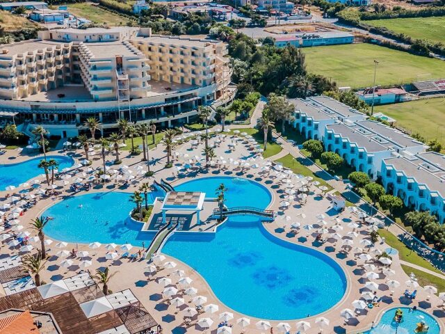 Atlantica Ocean Beach Resort photo 0