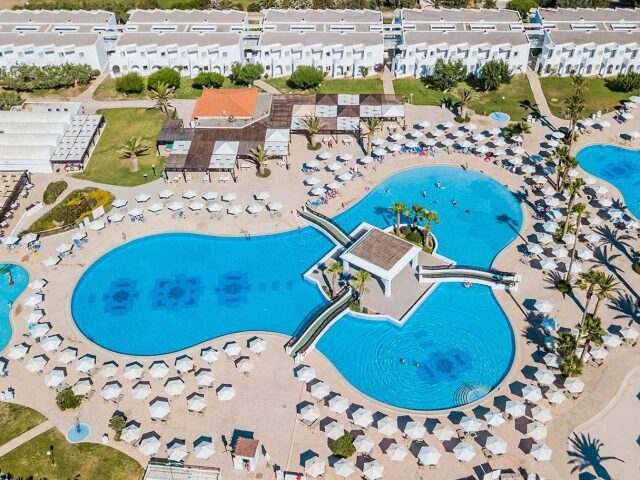 Atlantica Ocean Beach Resort photo 1
