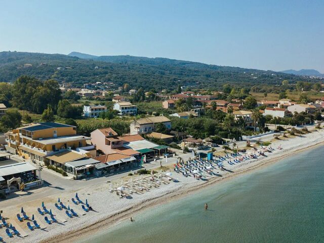 Kormoranos Beach